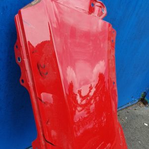 Suzuki Vitara 2016tól kissérült jobb első sárvédő