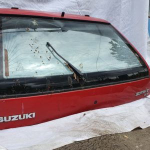 Suzuki swift 3ajtós  csomagtérajtó